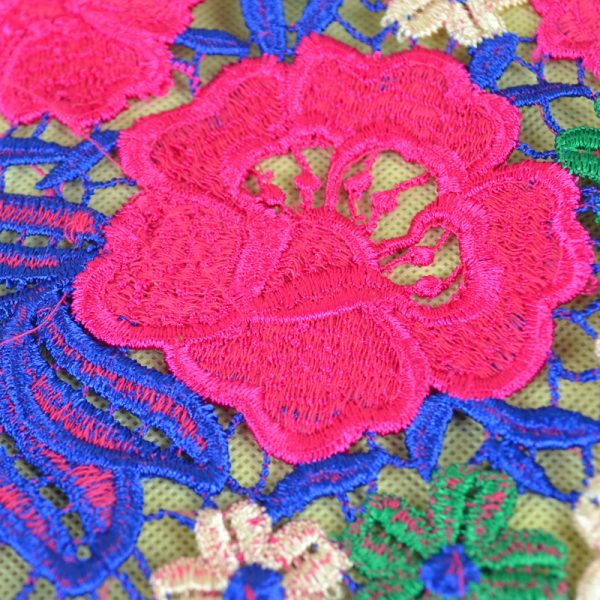 Multicolor 3D Floral Embroidered Water Soluble Flowers Dresses Lace Fabric