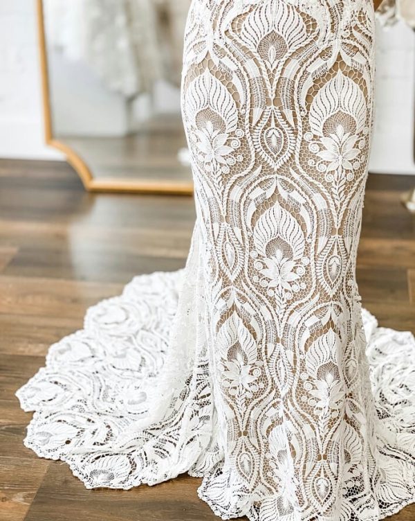 Luxury Guipure Dress Fabric Embroidered Chemical lace Fabric