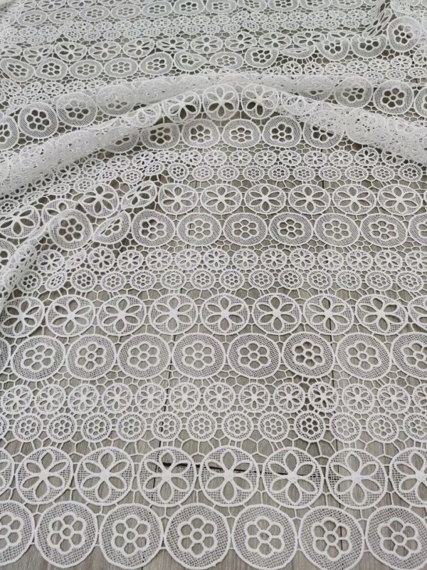 White Guipure Dress Fabric Embroidered Chemical lace Fabric