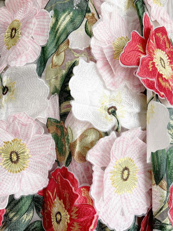 High-End 3D Applique Floral embroidery Mesh lace fabric