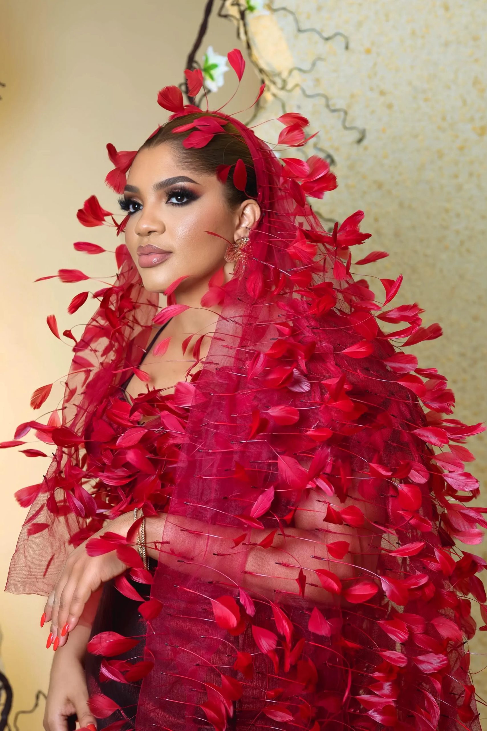 Full Feathers Haute Couture For Dubai Evening Wedding Party Dress Fabric