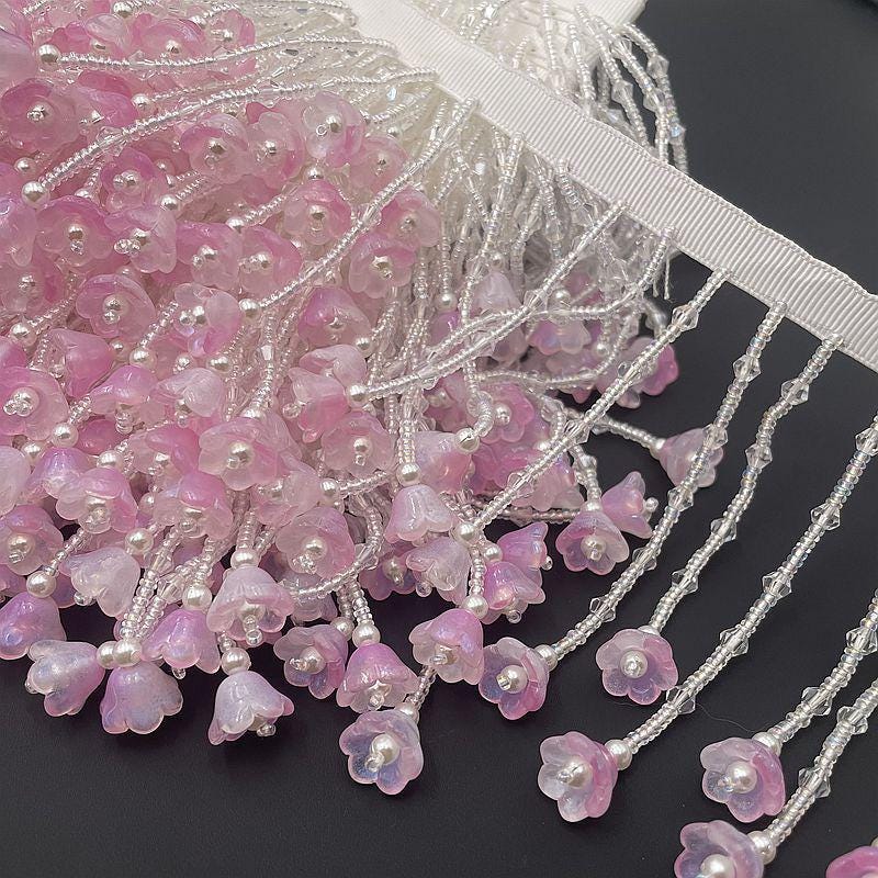 26-135 (10) 10cm beads flower trims
